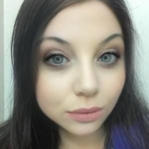 Meet your Posher, Corrie